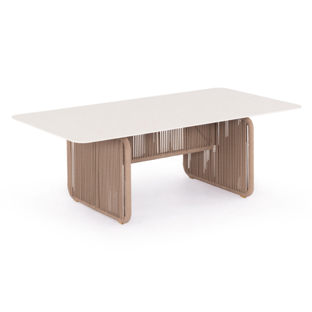 We present to you an excellent outdoor dining table of the ETHEREAL series with BEIGE rope and IVORY colored SINTERED STONE tabletop. A series that, together with others, raises the bar of quality and aesthetics that we offer you, both for the home and for any professional space! With unparalleled quality of construction and materials, it will upgrade the image in any space you wish.