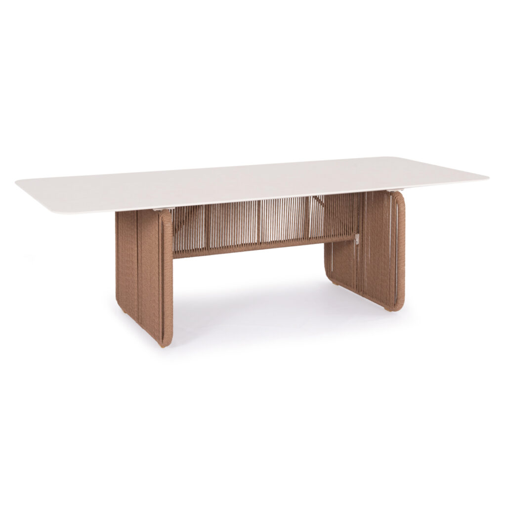 We present to you an excellent outdoor dining table of the DESTINY series with BEIGE twisted wicker and IVORY colored SINTERED STONE tabletop. A series that, together with others, raises the bar of quality and aesthetics that we offer you, both for the home and for any professional space! With unparalleled quality of construction and materials, it will upgrade the image in any space you wish.